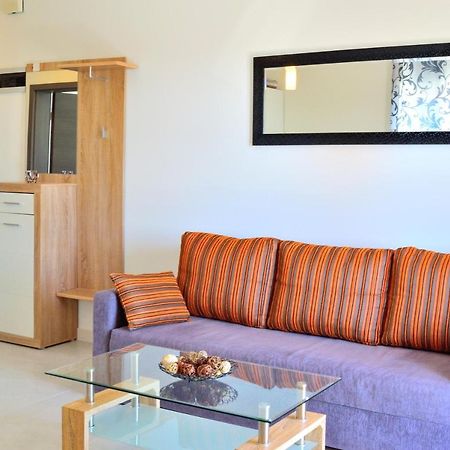 Apartment Domus Lauri أوماغ المظهر الخارجي الصورة